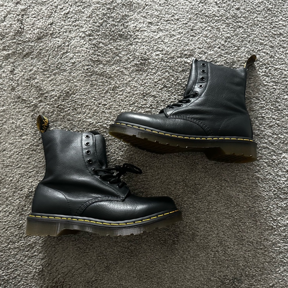 New Dr. Martens size 9